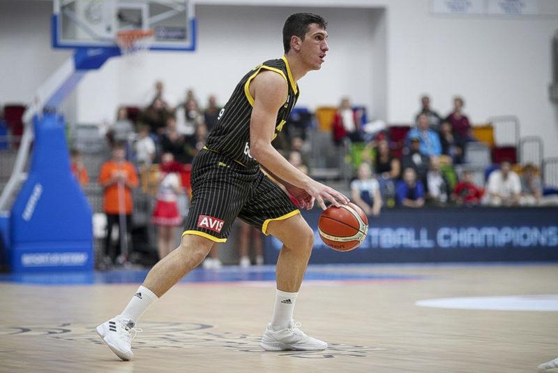 Λαρεντζάκης