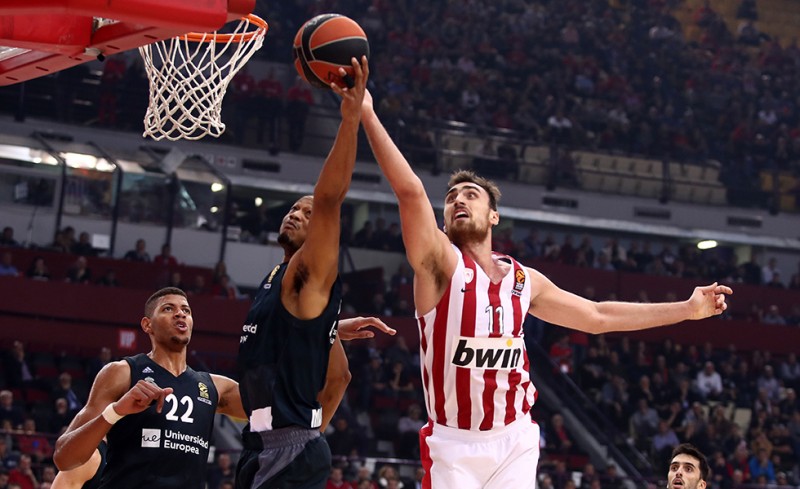 Μιλουτίνοφ