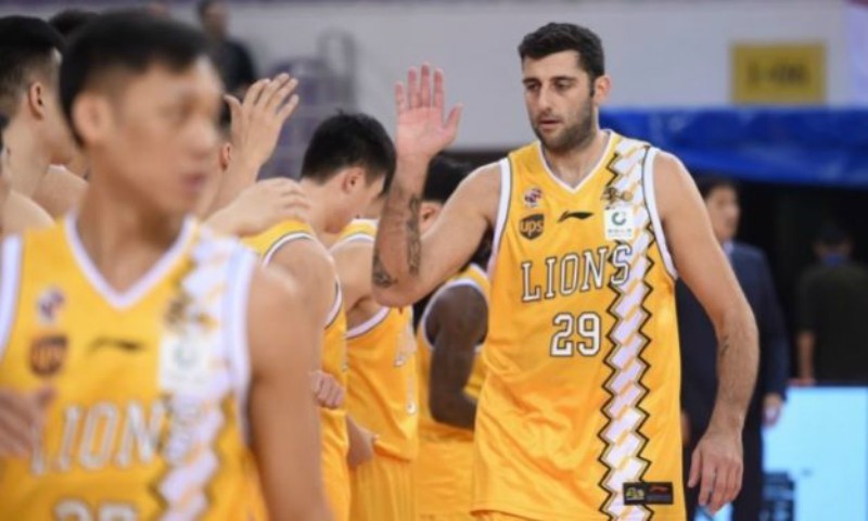 Μπουρούσης