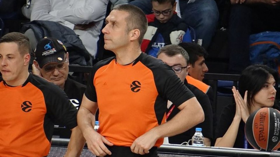 διαιτητές