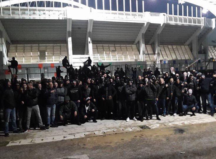 χουλιγκαν ΠΑΟ Άγιαξ ΑΕΚ