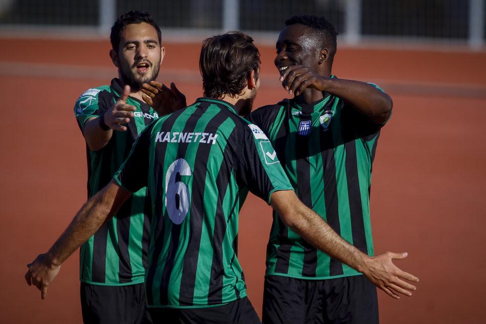 Αήττητος Σπάτων