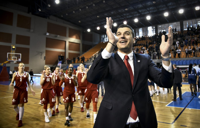 Παντελάκης