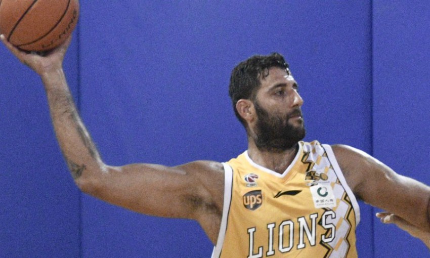 Μπουρούσης