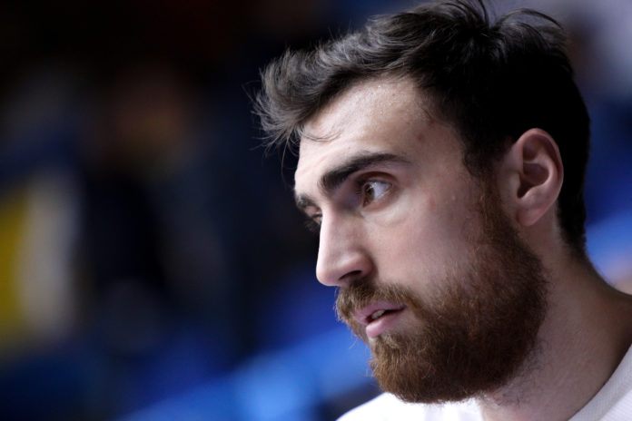 Μιλουτίνοφ Ολυμπιακός Περιστέρι