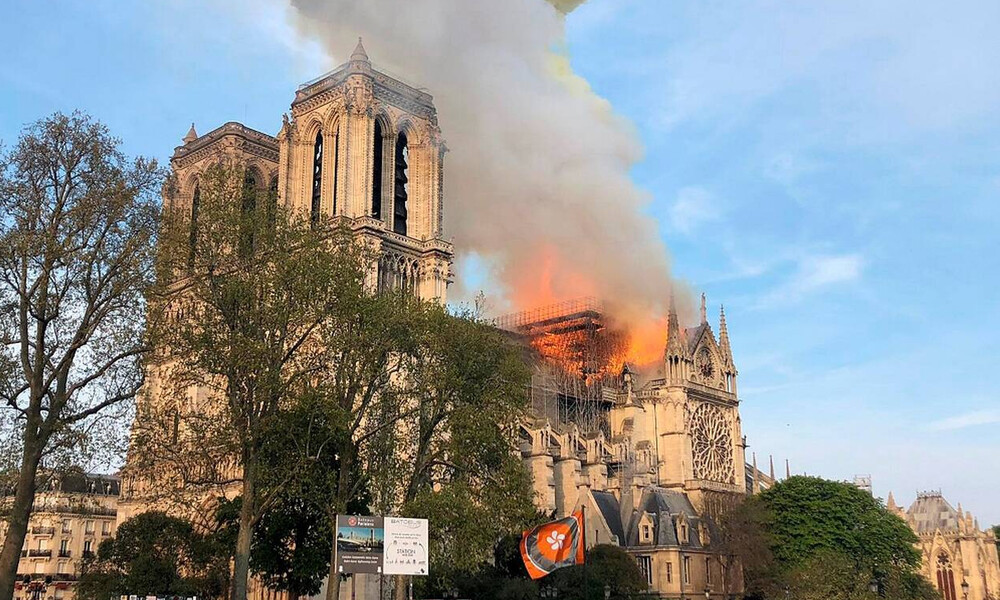 παναγία των παρισίων