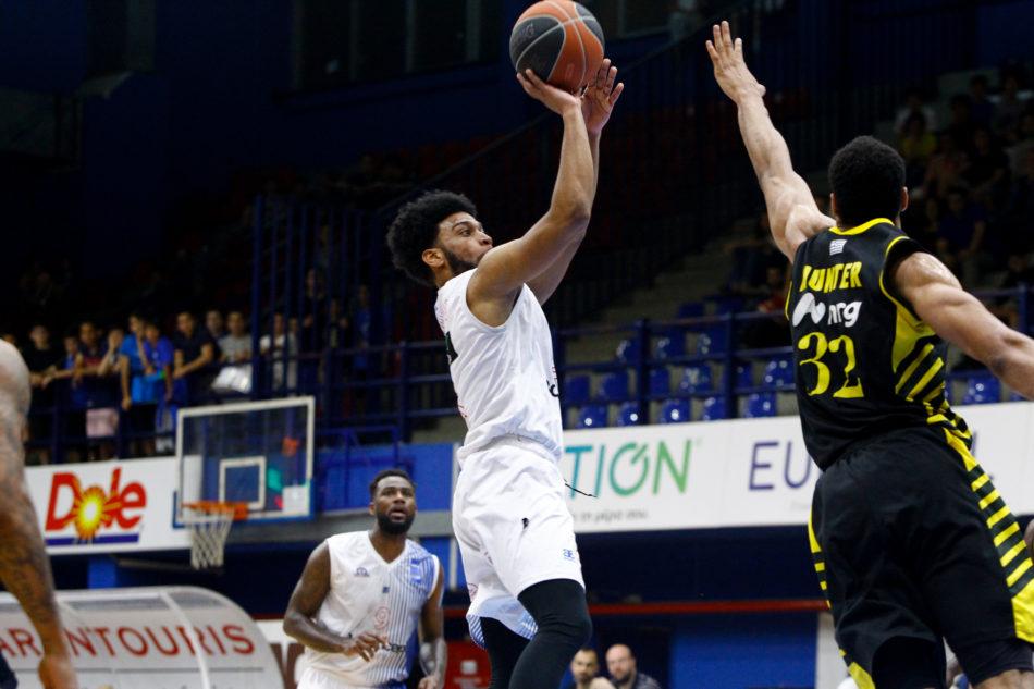 Χολαργός ΑΕΚ