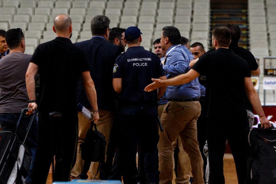 Γιατράς
