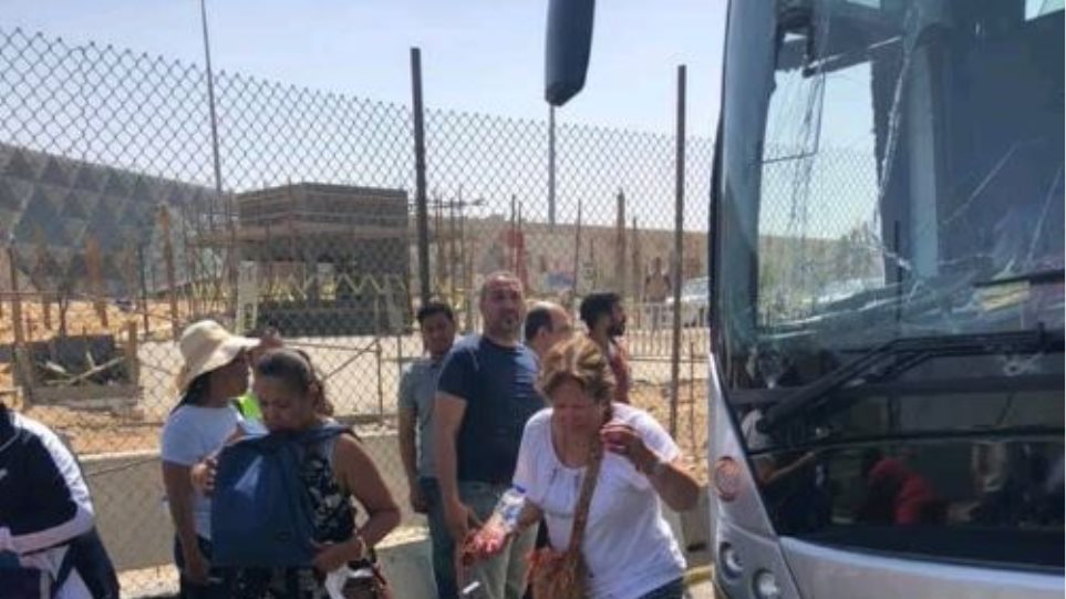 Αίγυπτος έκρηξη λεωφορείο Πυραμίδες τραυματίες