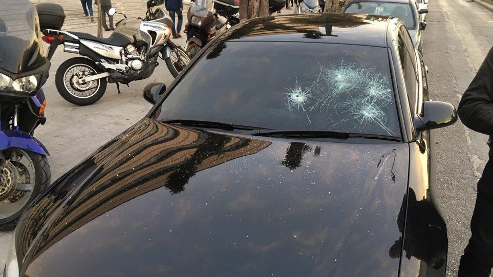 πάρτι κουκουλοφόρων εναντίον στελεχών της Νέας Δημοκρατίας Σαμαράς Κικίλιας Μηταράκης POPULUS