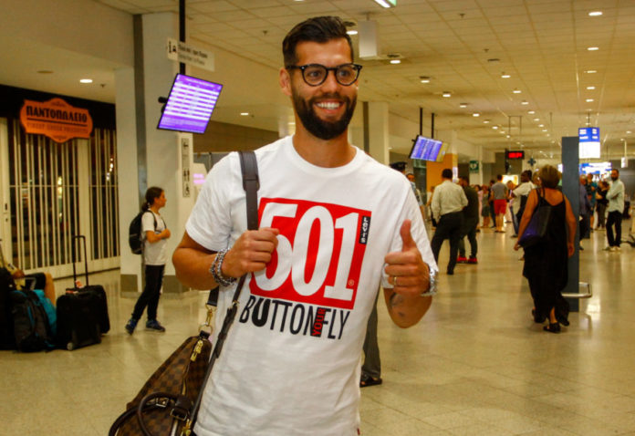 Σιμάο ΑΕΚ άφιξη