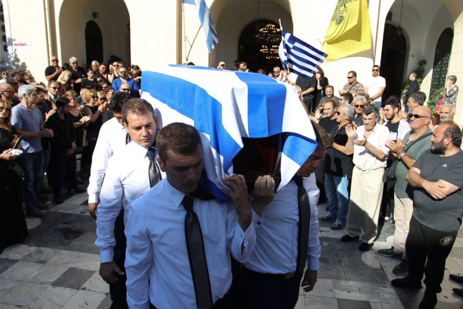 Κηδεία Μπάμπη Χολίδη