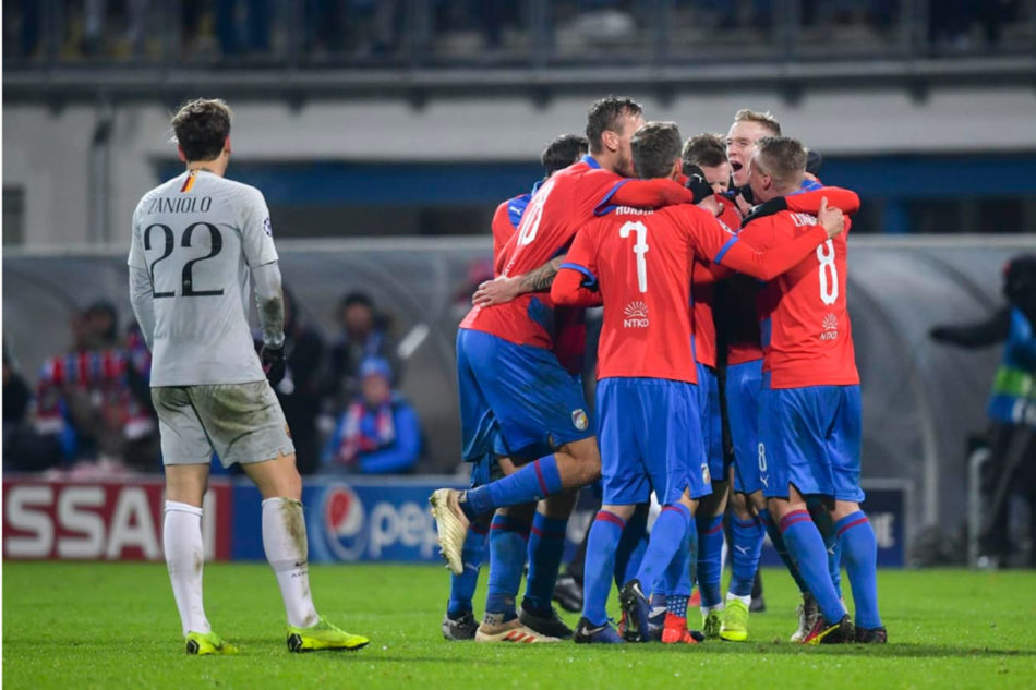 Βικτόρια Πλζεν Ρόμα