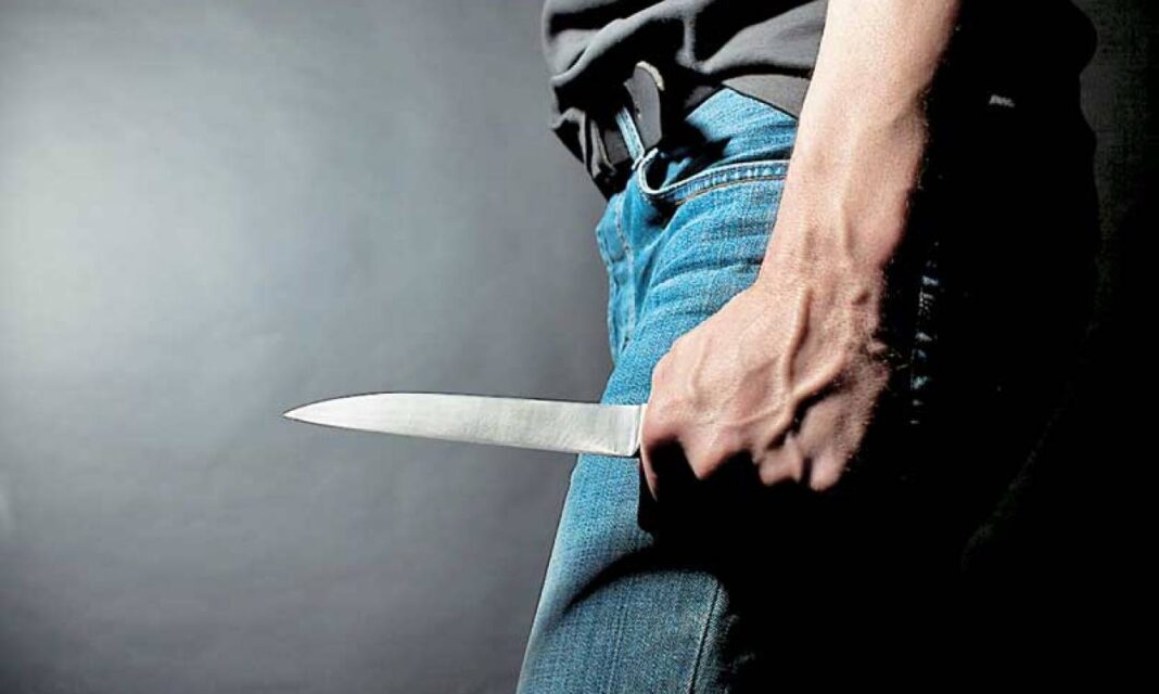 μαχαίρωσαν Καλλιθέα