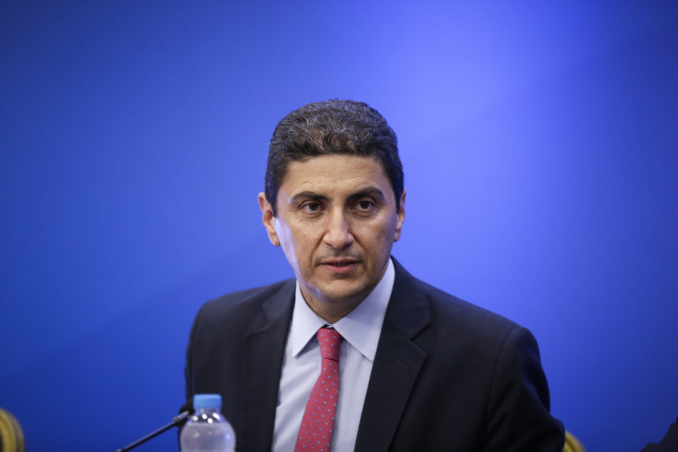 Λευτέρης Αυγενάκης