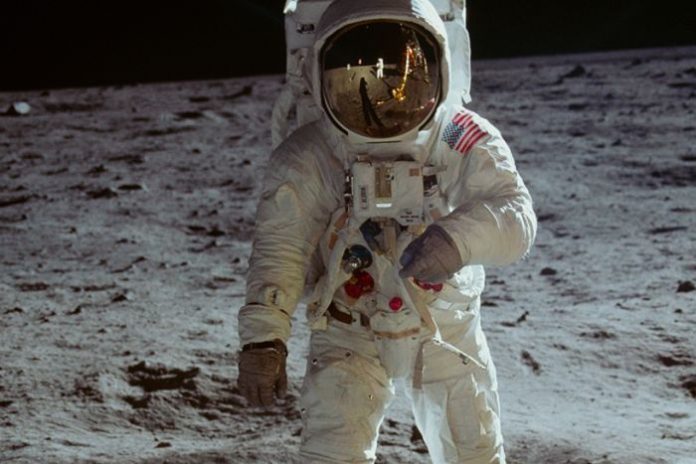 Απόλλων 11 Apollo 11 Νιλ Άρμστρονγκ Μπαζ Όλντριν φεγγάρι