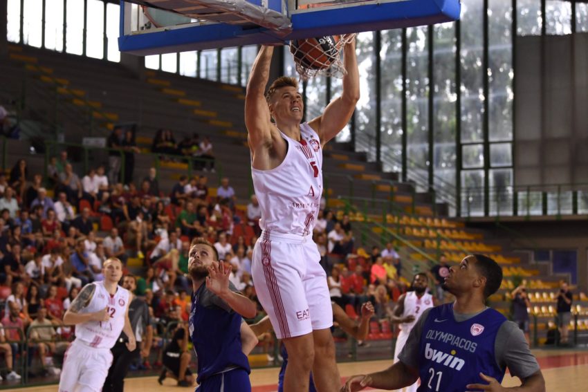 αρμάνι ολυμπιακός 78-62