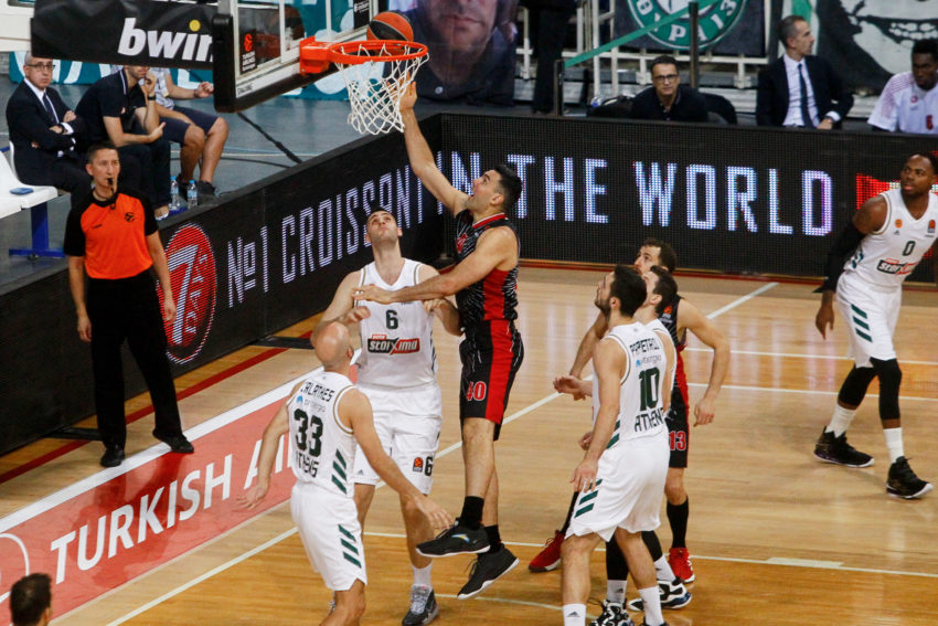 ΠΑΝΑΘΗΝΑΪΚΟΣ ΑΡΜΑΝΙ ΜΙΛΑΝΟ