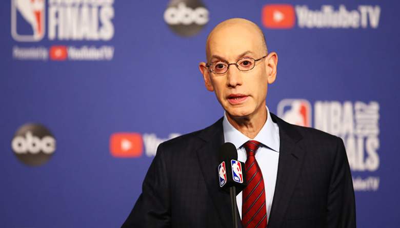 Άνταμ Σίλβερ