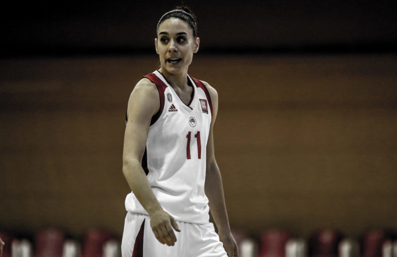 Νίκη Λευκάδας - Ολυμπιακός