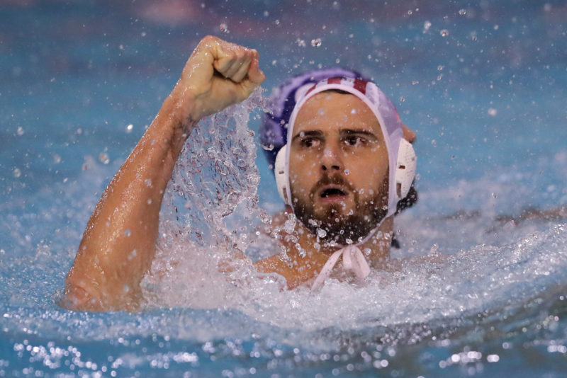 Ολυμπιακός - Γιουγκ 6-5