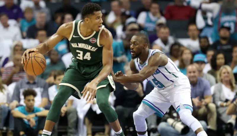 ΣΑΡΛΟΤ ΧΟΡΝΕΤΣ ΜΙΛΓΟΥΟΚΙ ΜΠΑΚΣ