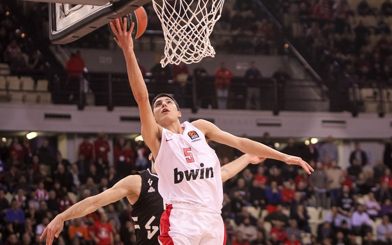 Νικολαΐδης