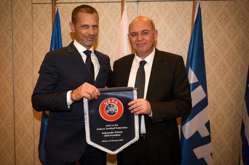 Γραμμένος - Τσέφεριν