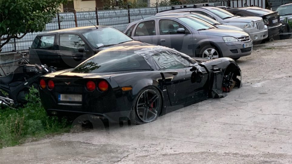 Corvette Γλυφάδα τροχαίο δυστύχημα