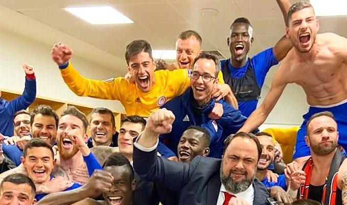 αποδυτήρια πανηγυρισμοί