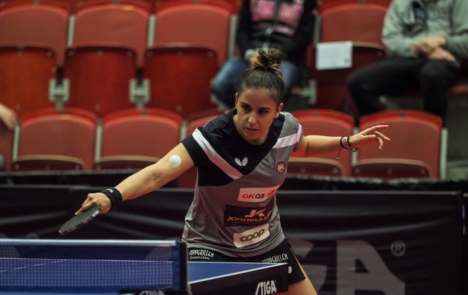 τόλιου πινγκ πονγκ