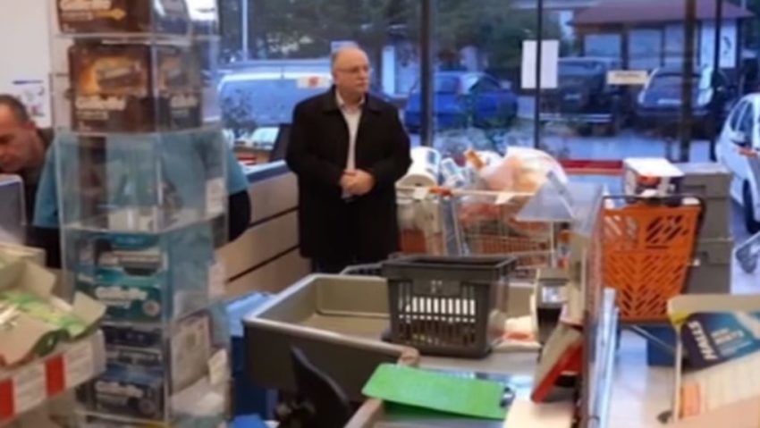 Παπαδημούλης-σούπερ-μάρκετ-κορωνοϊός