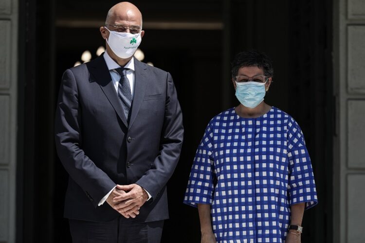 Δένδιας παναθηναϊκός μάσκα