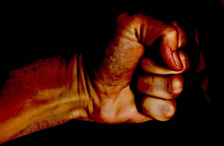 ξυλοδαρμός γροθιά