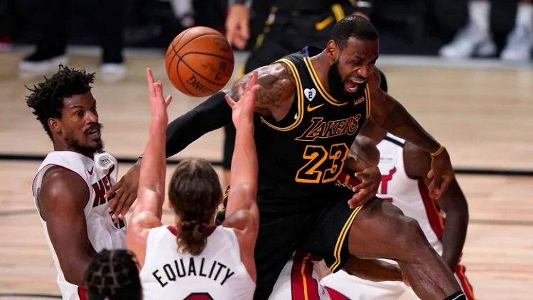 Λέικερς - Χιτ