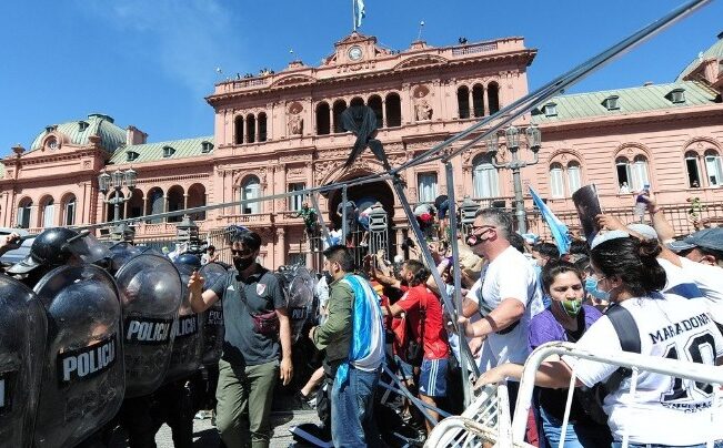 Μαραντόνα Casa Rosada