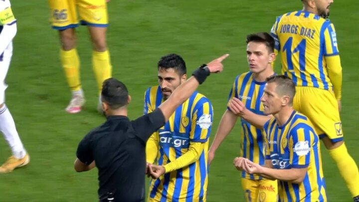 ΠΑΝΑΙΤΩΛΙΚΟΣ-ΑΠΟΛΛΩΝ