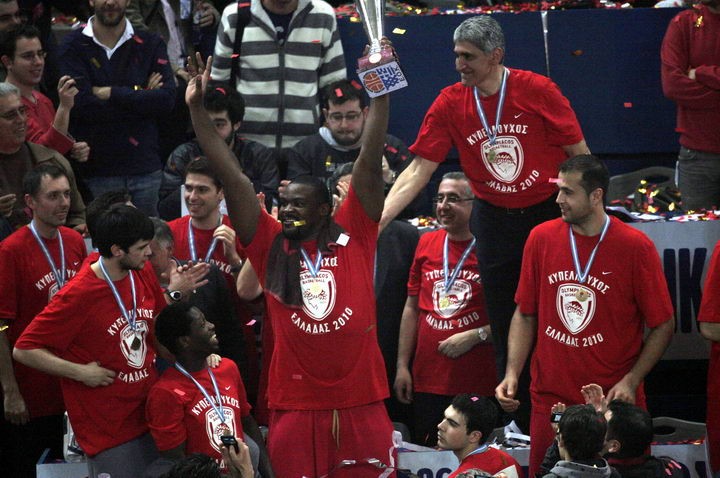 Σχορτσανίτης Ολυμπιακός κύπελλο Παπανικολάου Σλούκας