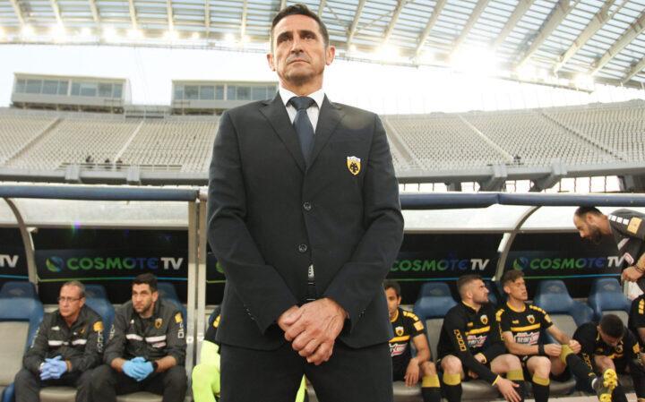 Χιμένεθ ΑΕΚ