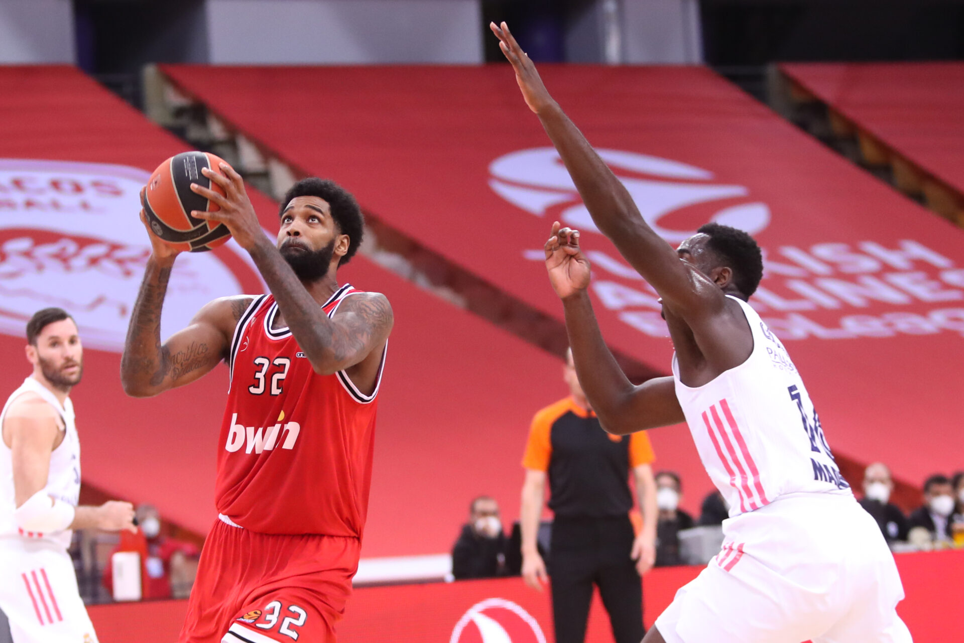 Ολυμπιακός - Ρεάλ Έλις