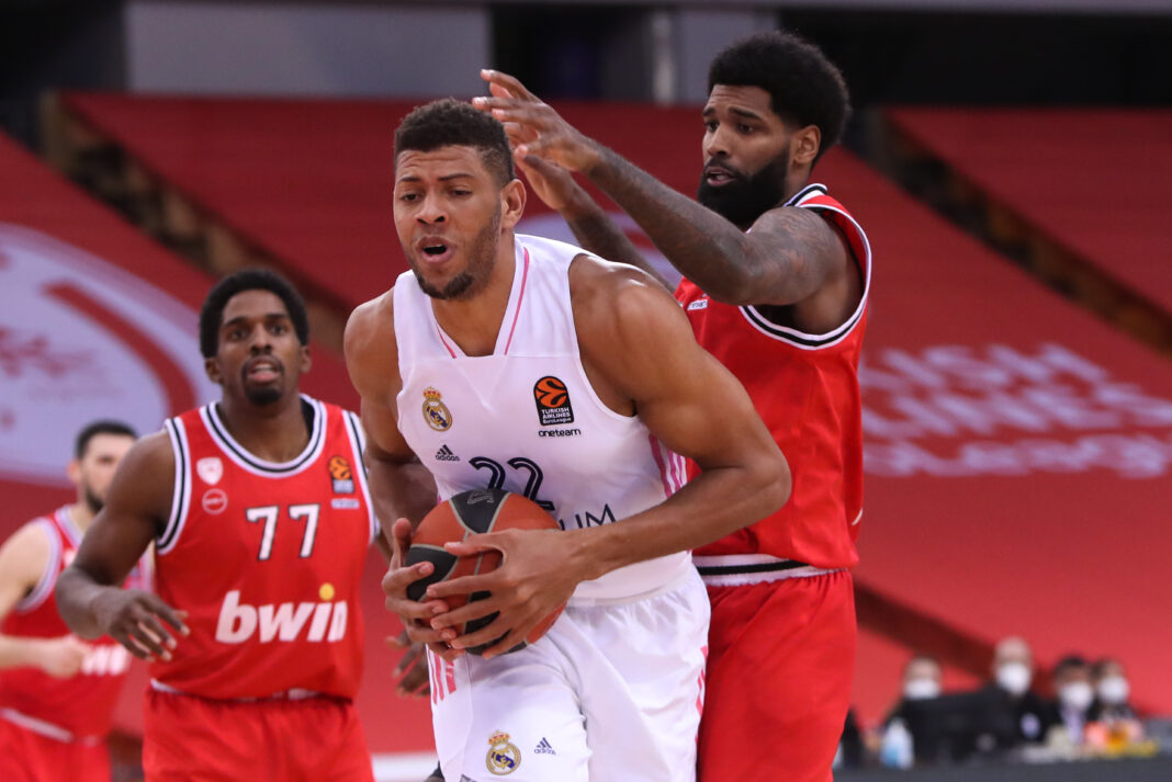 Ολυμπιακός - Ρεάλ Ταβάρες