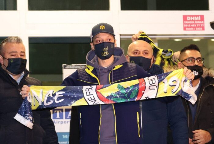 Μεσούτ Οζίλ