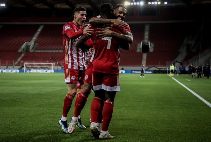 Ολυμπιακός ομαδική