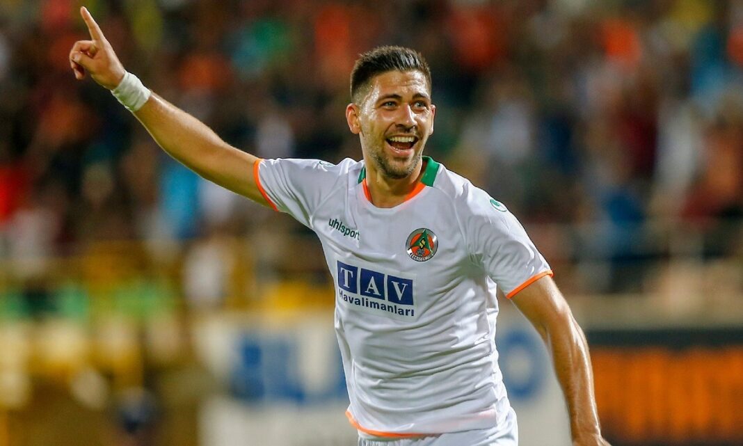 Τάσος Μπακασέτας