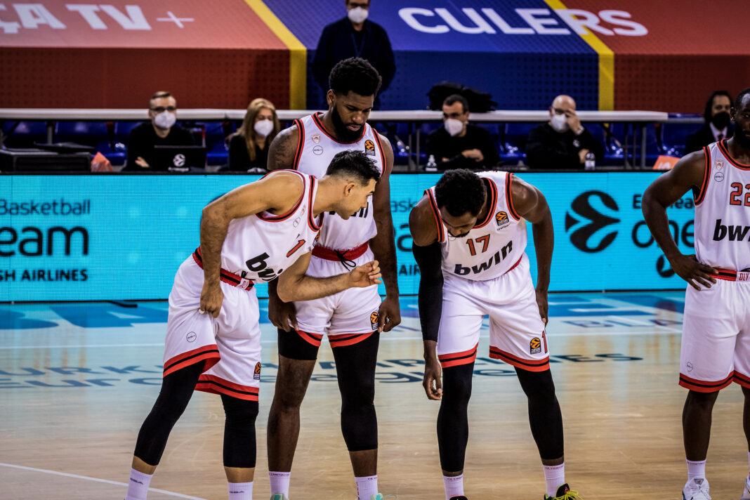 Σλούκας - Μάρτιν