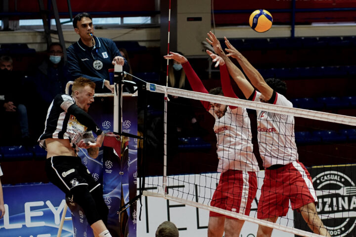 Στίβεν Χαντ