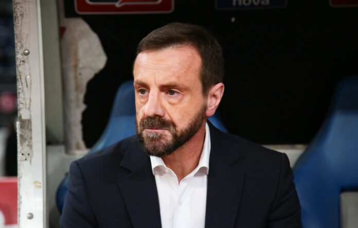 Άκης Μάντζιος