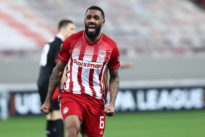 Εμβιλά Ολυμπιακός Αϊντχόφεν