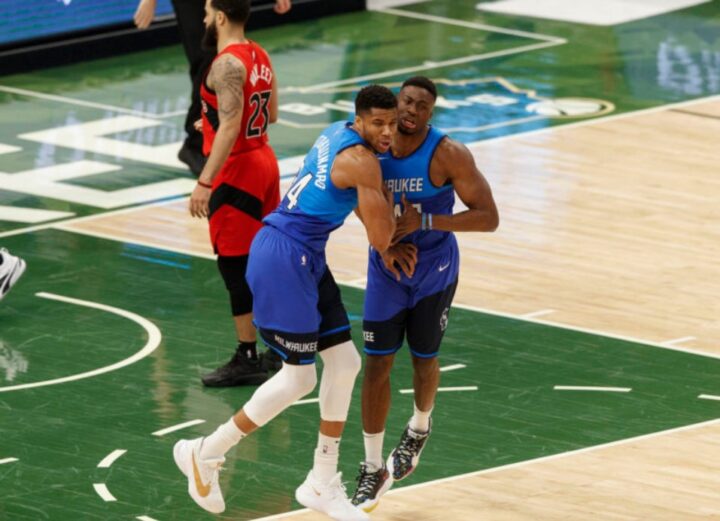 Γιάννης - Θανάσης