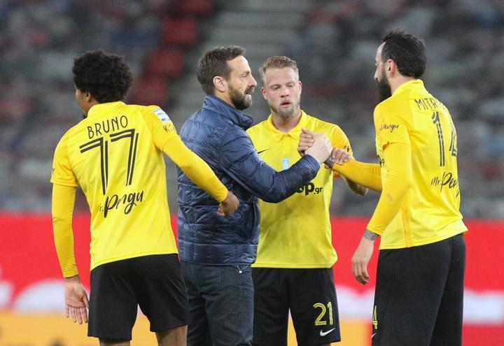 Άρης ομαδική